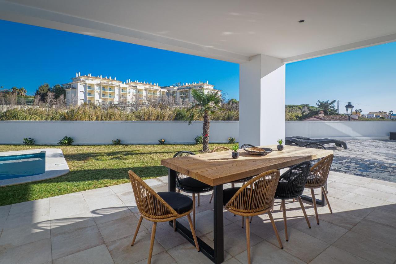 Villa Moderne Proche De La Mer Manilva Εξωτερικό φωτογραφία